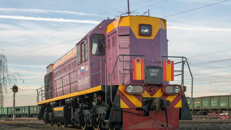 ТЕПЛОВОЗ ТЭМ 2У